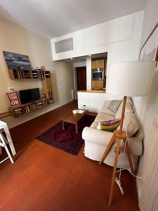 Colosseum Apartment - Your Cozy Roman Escape ภายนอก รูปภาพ