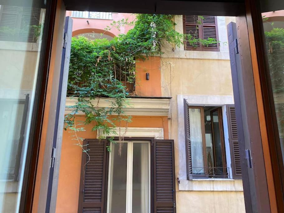 Colosseum Apartment - Your Cozy Roman Escape ภายนอก รูปภาพ